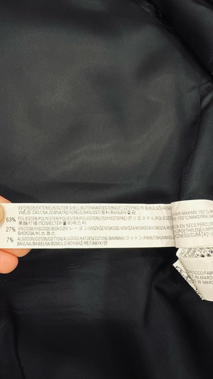 Красный пиджак на замке от Zara