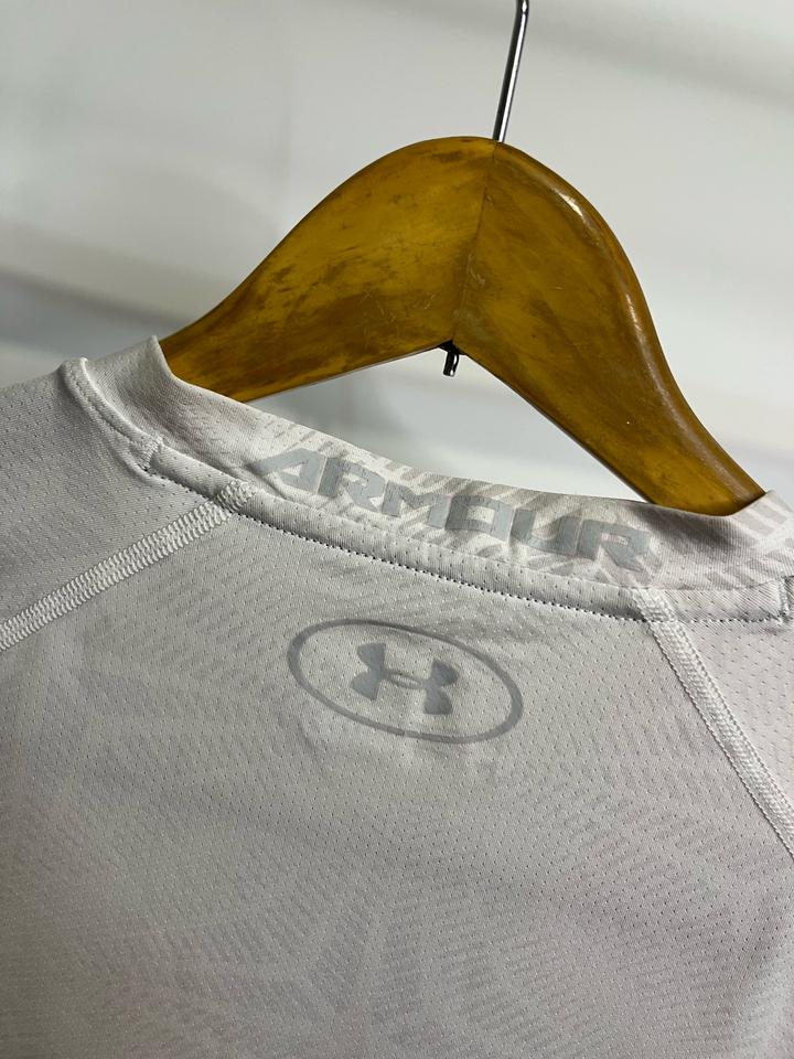 Under Armour компрессионный лонгслив