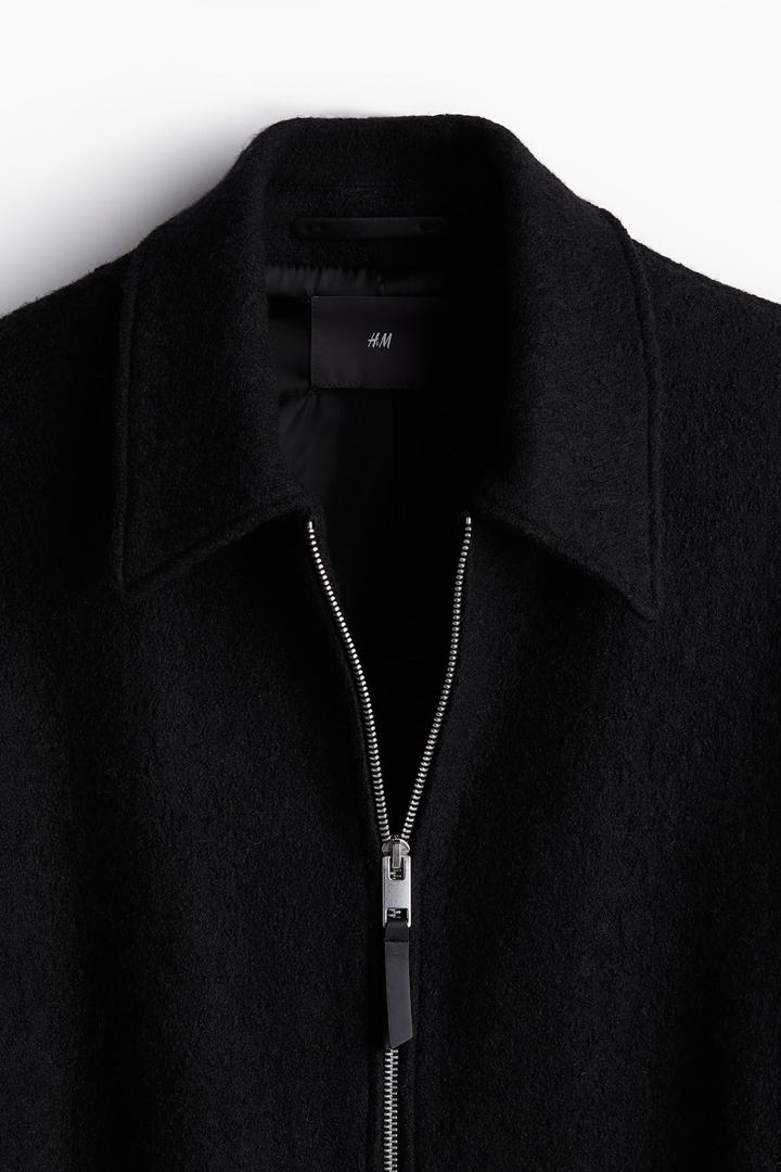 Черная куртка пальто H&M