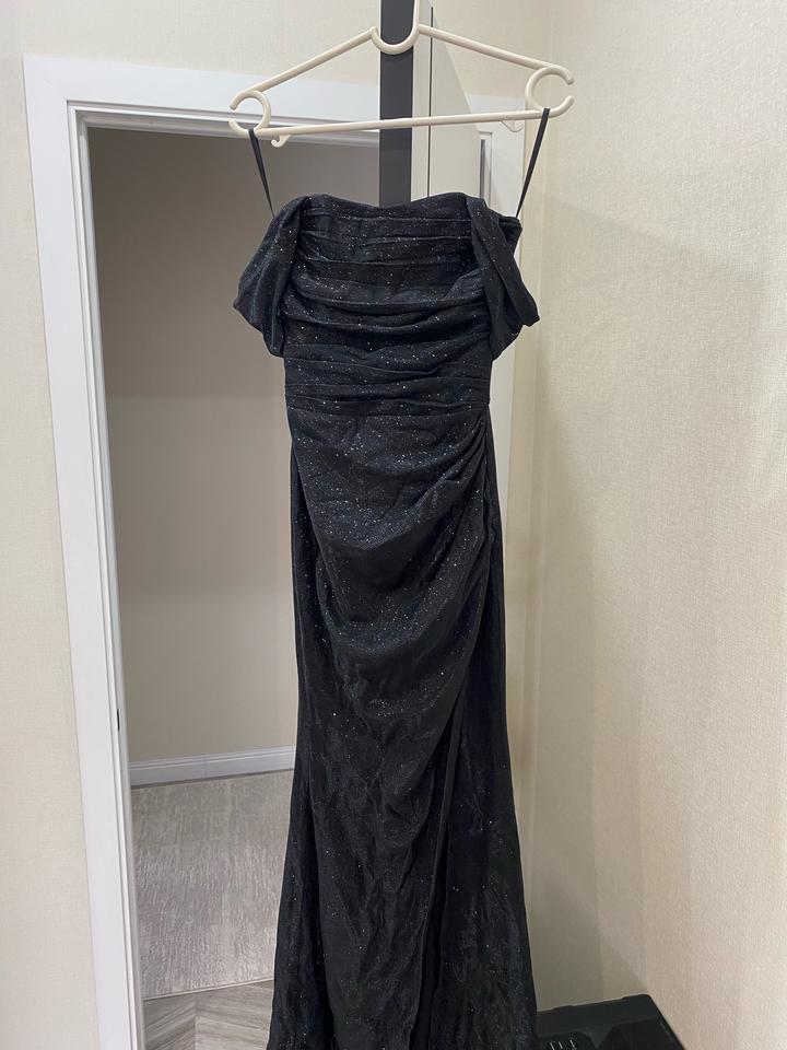 Вечернее платье Embark