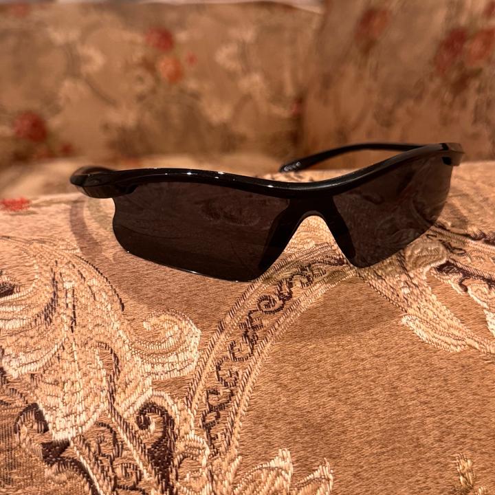 Очки спортивные