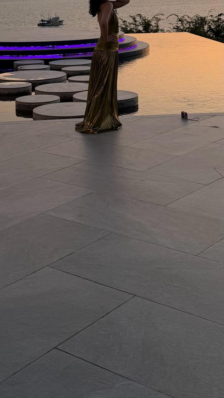 Шикарное платье