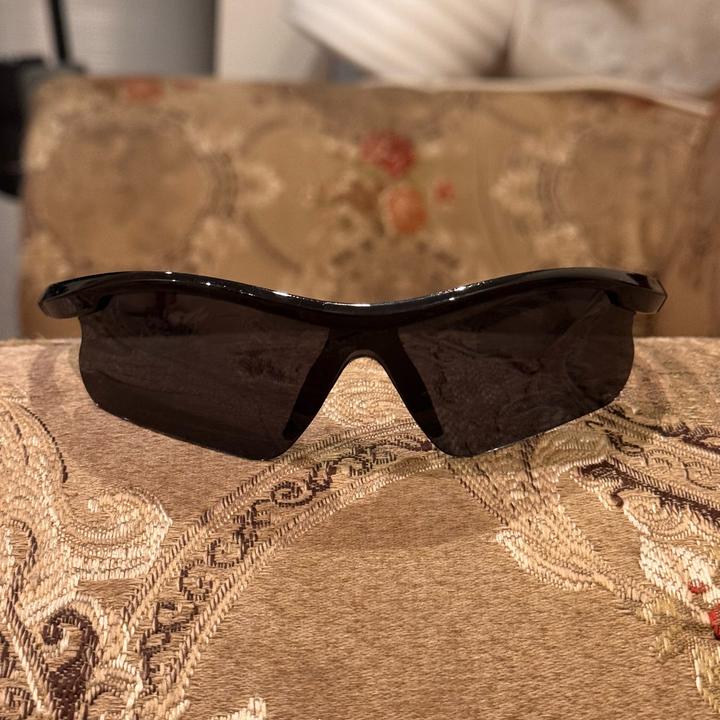 Очки спортивные