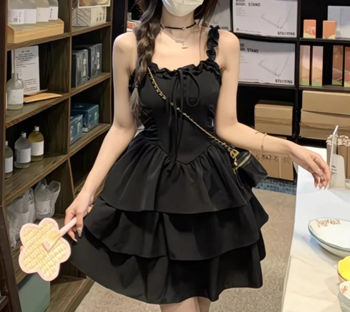 Платье чёрного цвета