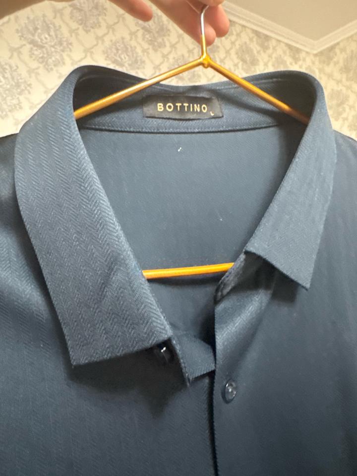 Приталенная рубашка