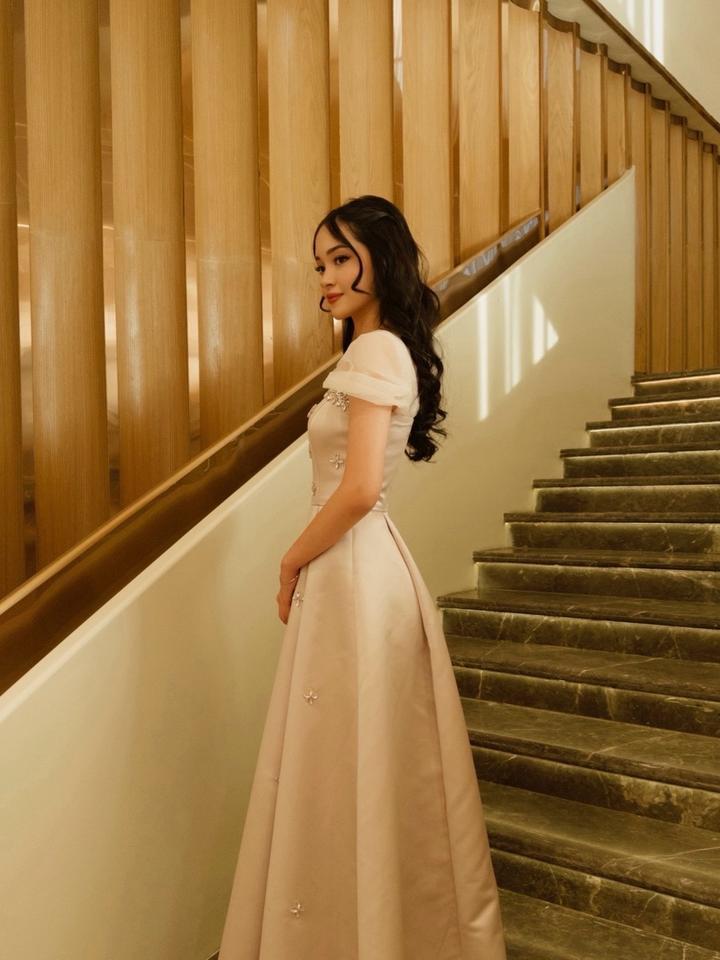 Платье ручной работы