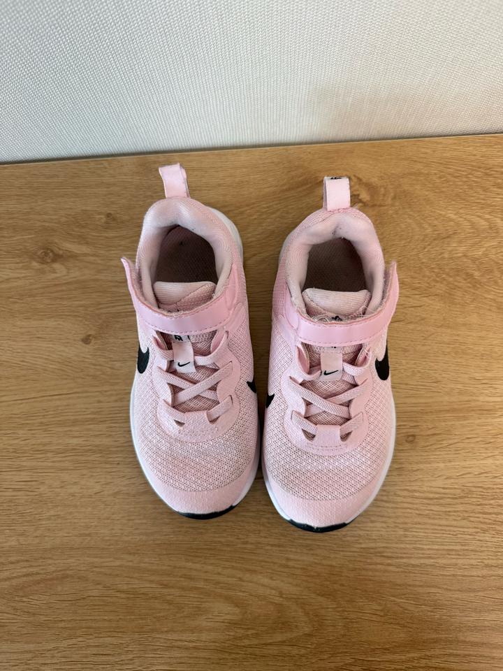 Детские кроссовки Nike