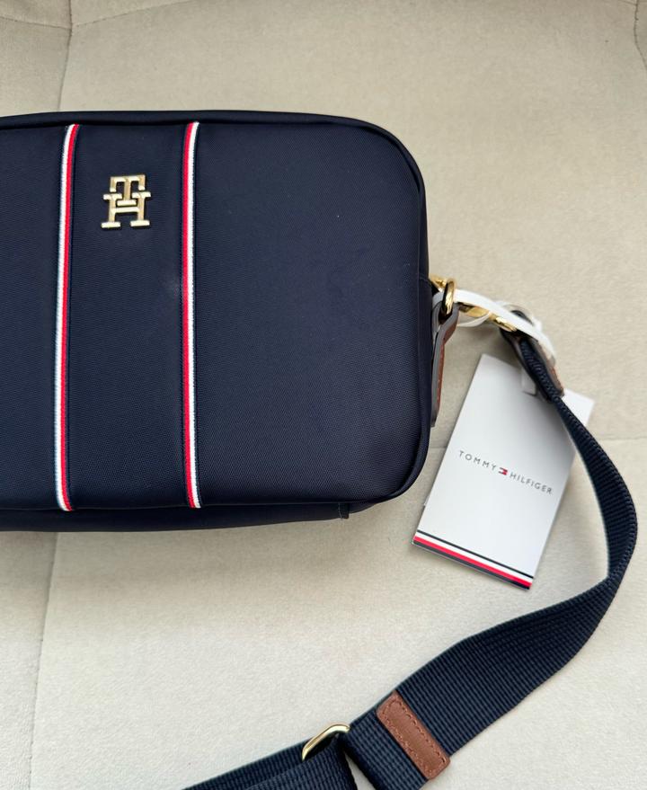 Кроссбоди Tommy Hilfiger