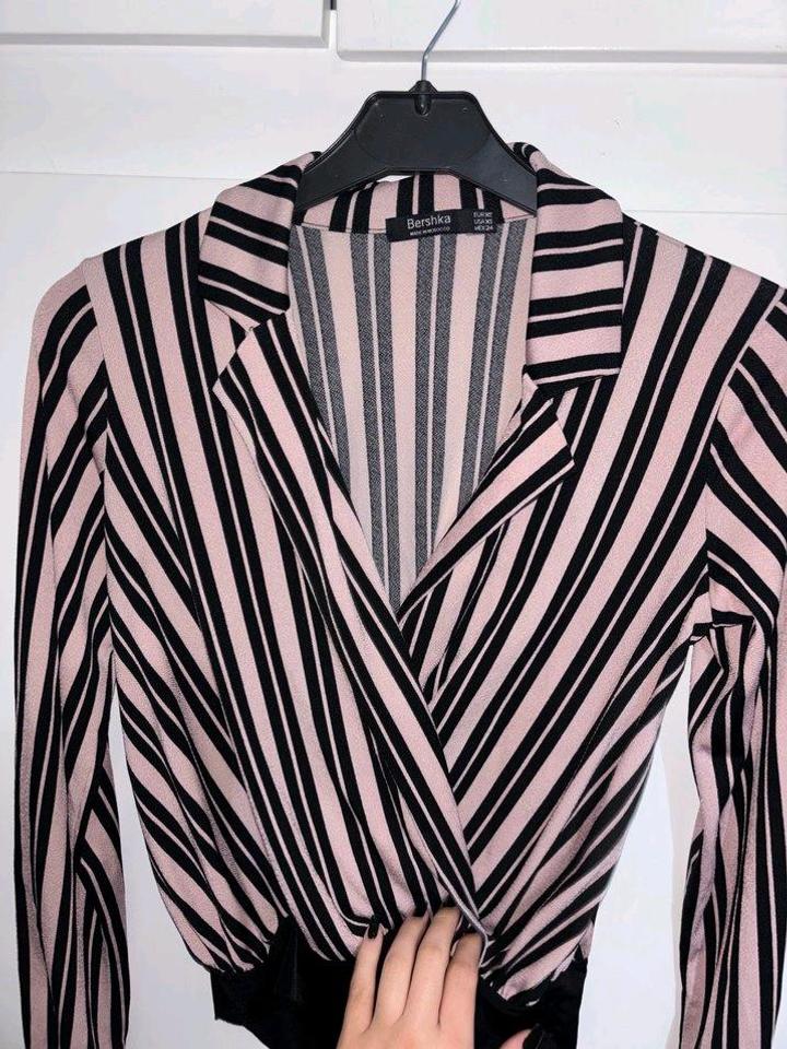 Рубашка- боди Bershka XS