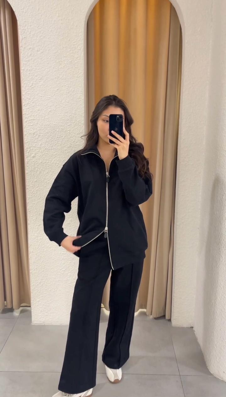 Спортивный костюм в стиле спорт шик