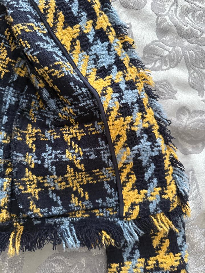 Твидовый жакет