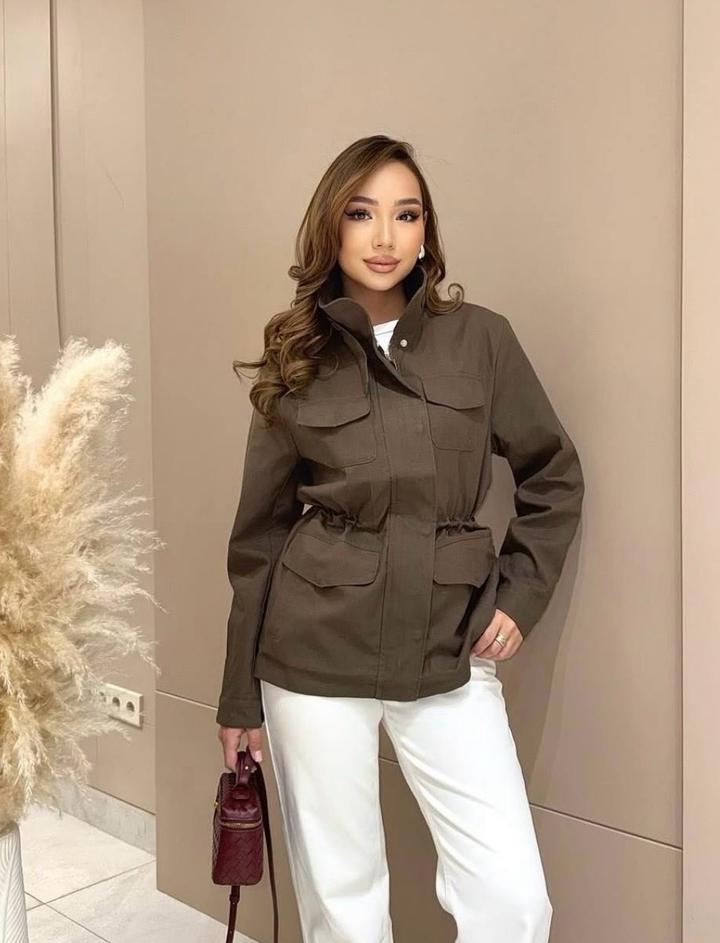 Ветровка женская