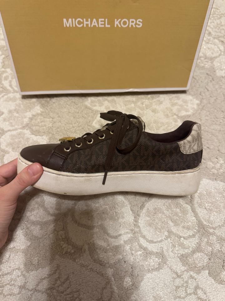 Кроссовки Michael kors