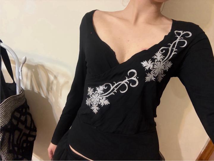 винтажная кофточка с красивым вырезом