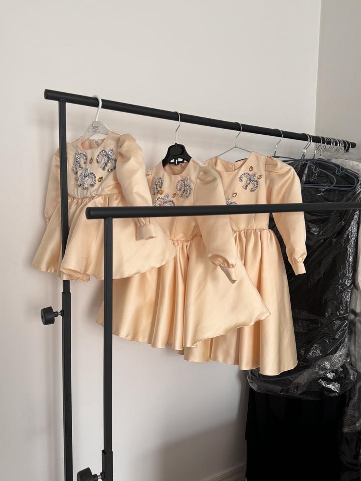 Три платье для троих девочек