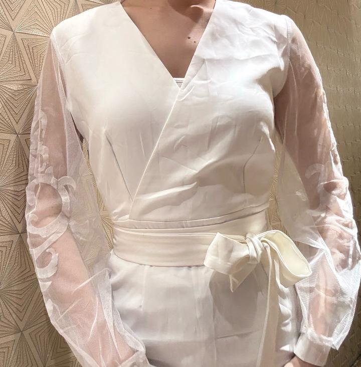 Белое платье