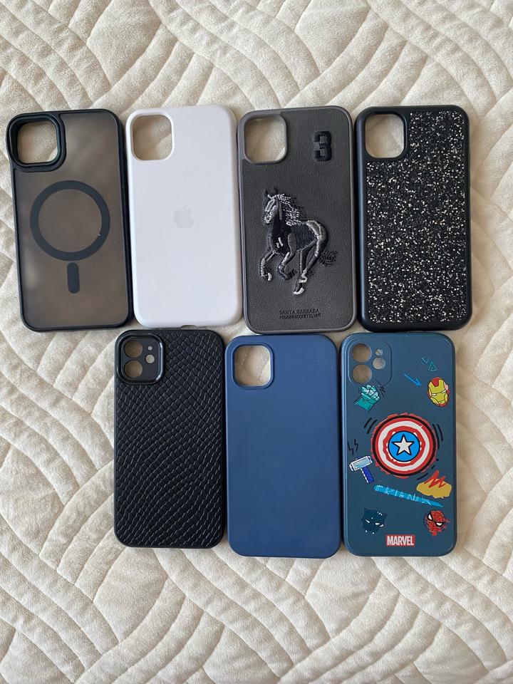 Чехлы Айфон 11