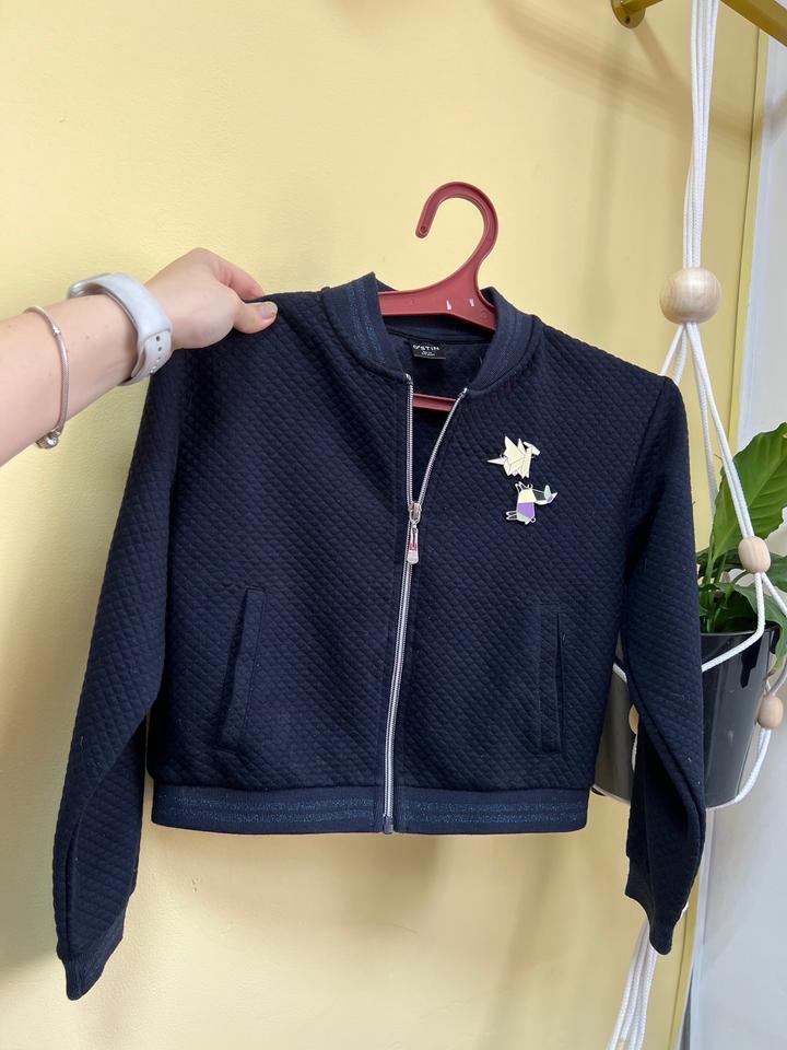 Кофта-бомбер на девочку