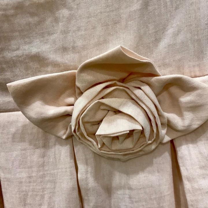 Платье пудрово-розовое