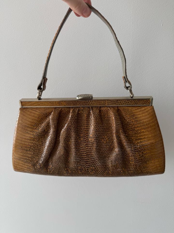 Сумка из кожи ящерицы