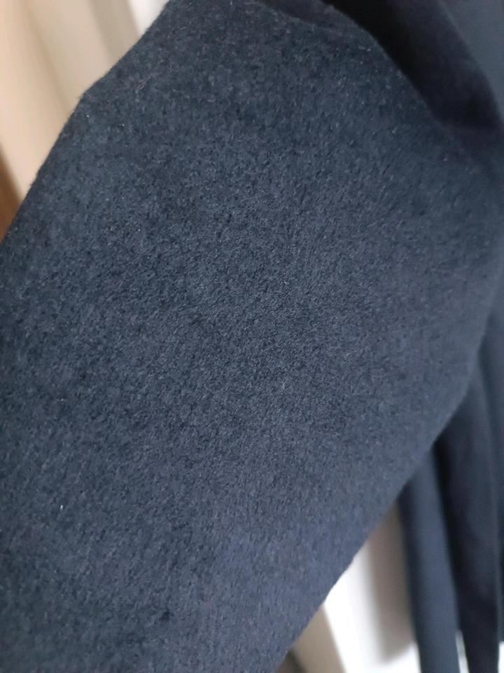 Пальто новое