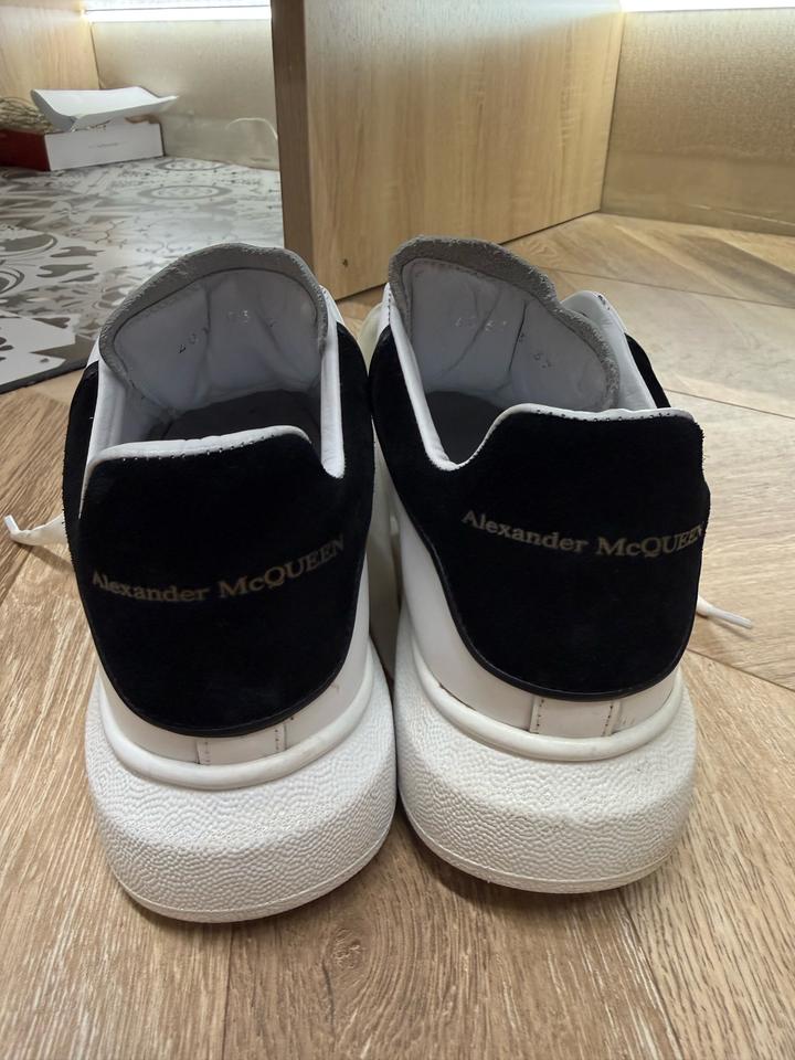 Белые Alexander McQueen