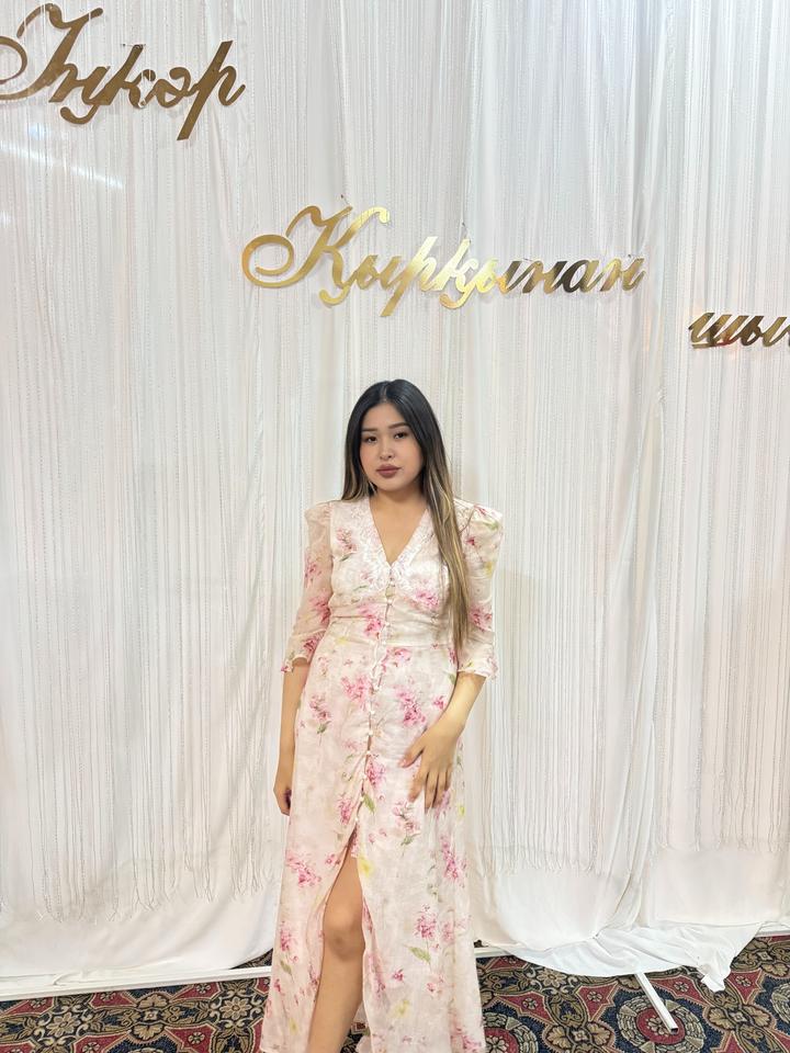 Платье с цветами