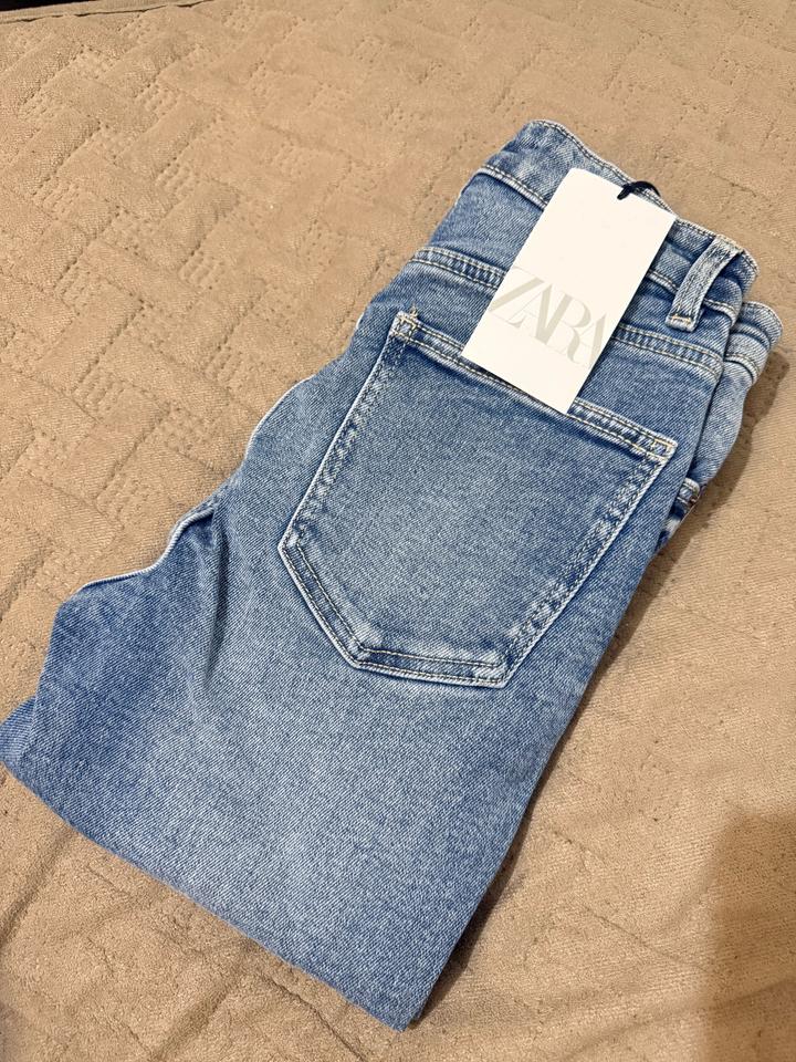 Джинсы ZARA
