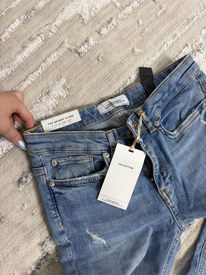 Джинсы клеш Zara