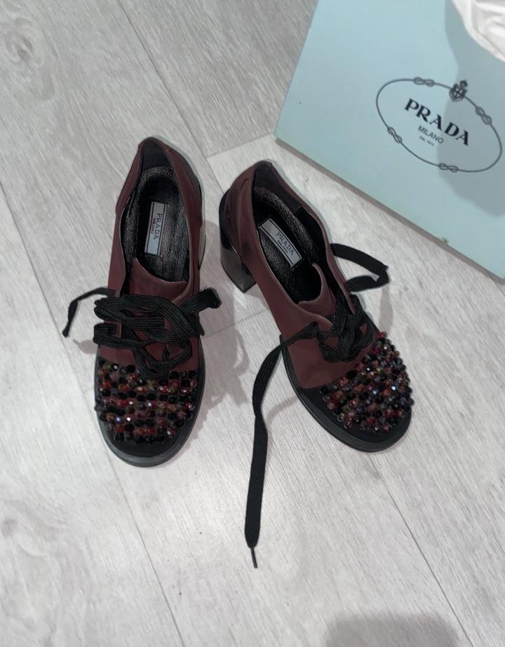 Демисезонные ботильоны Prada