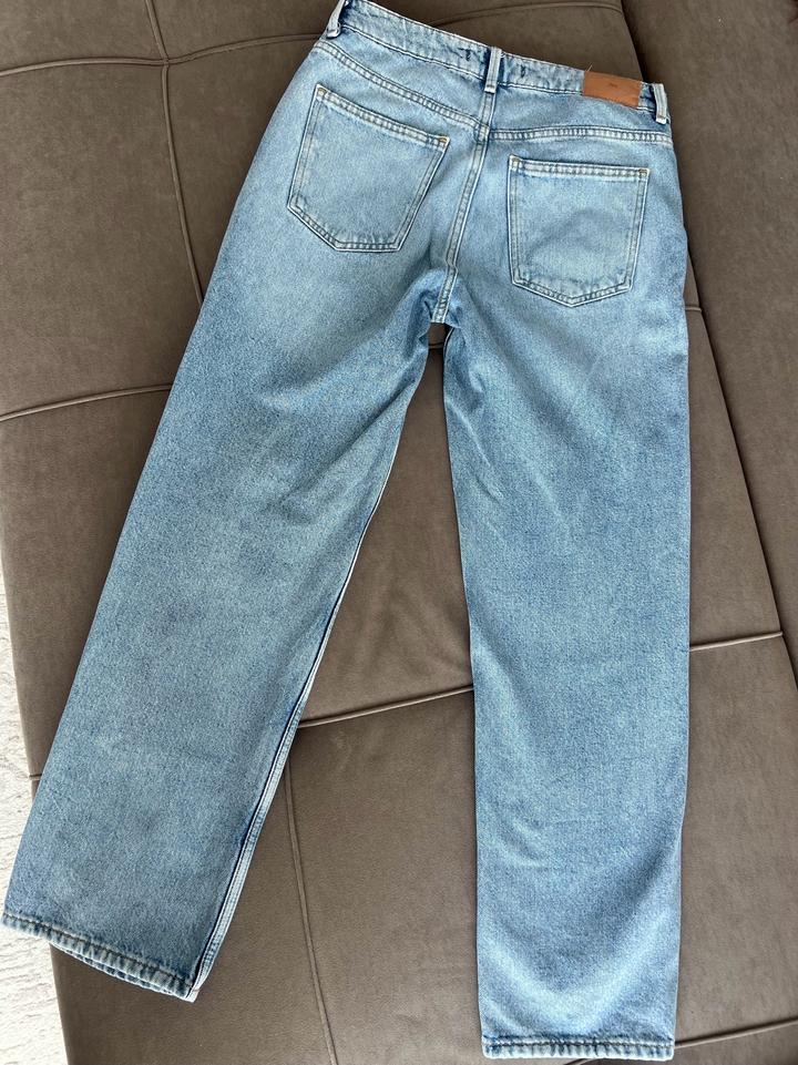 Джинсы Zara