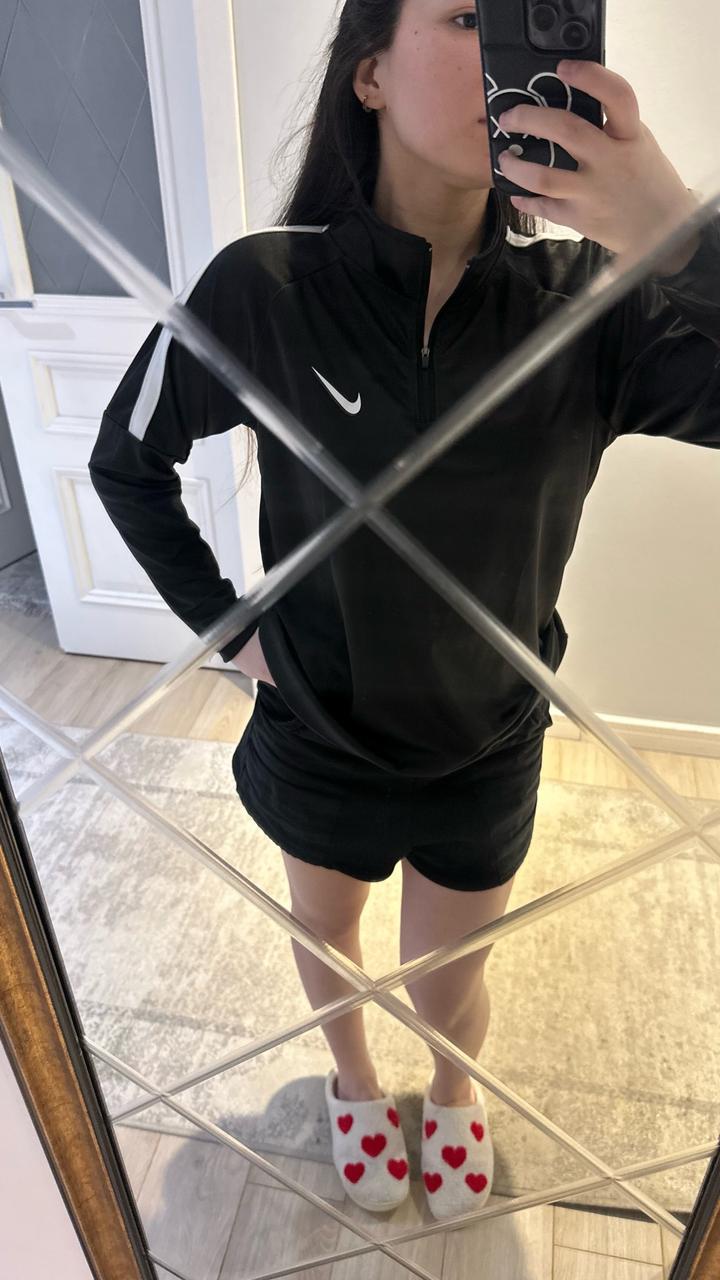 Зипка от найк