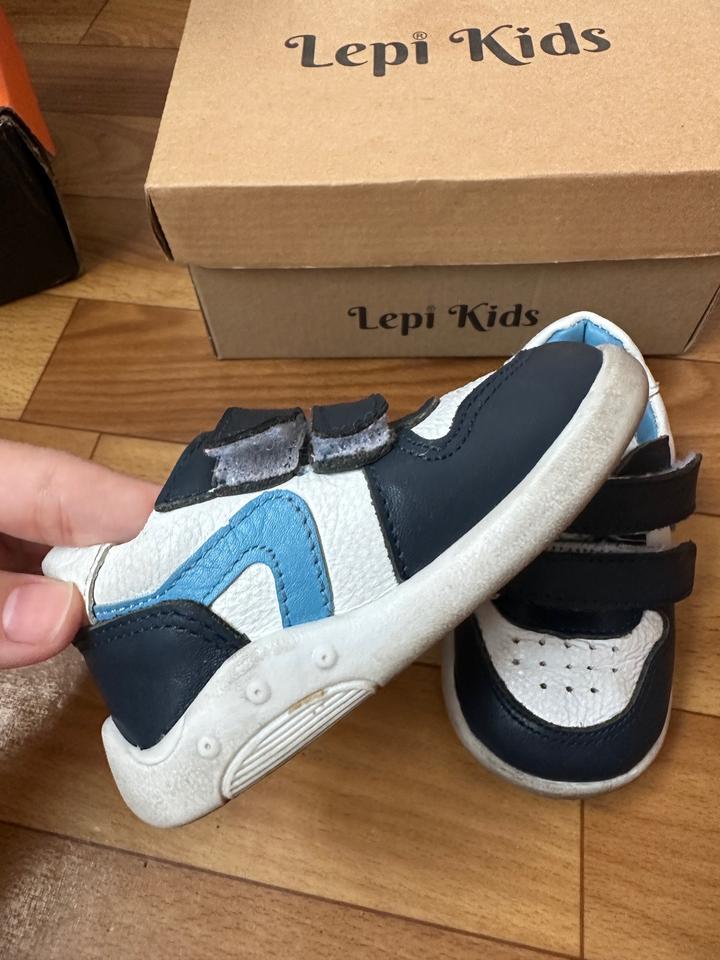 Детская обувь на первые шаги