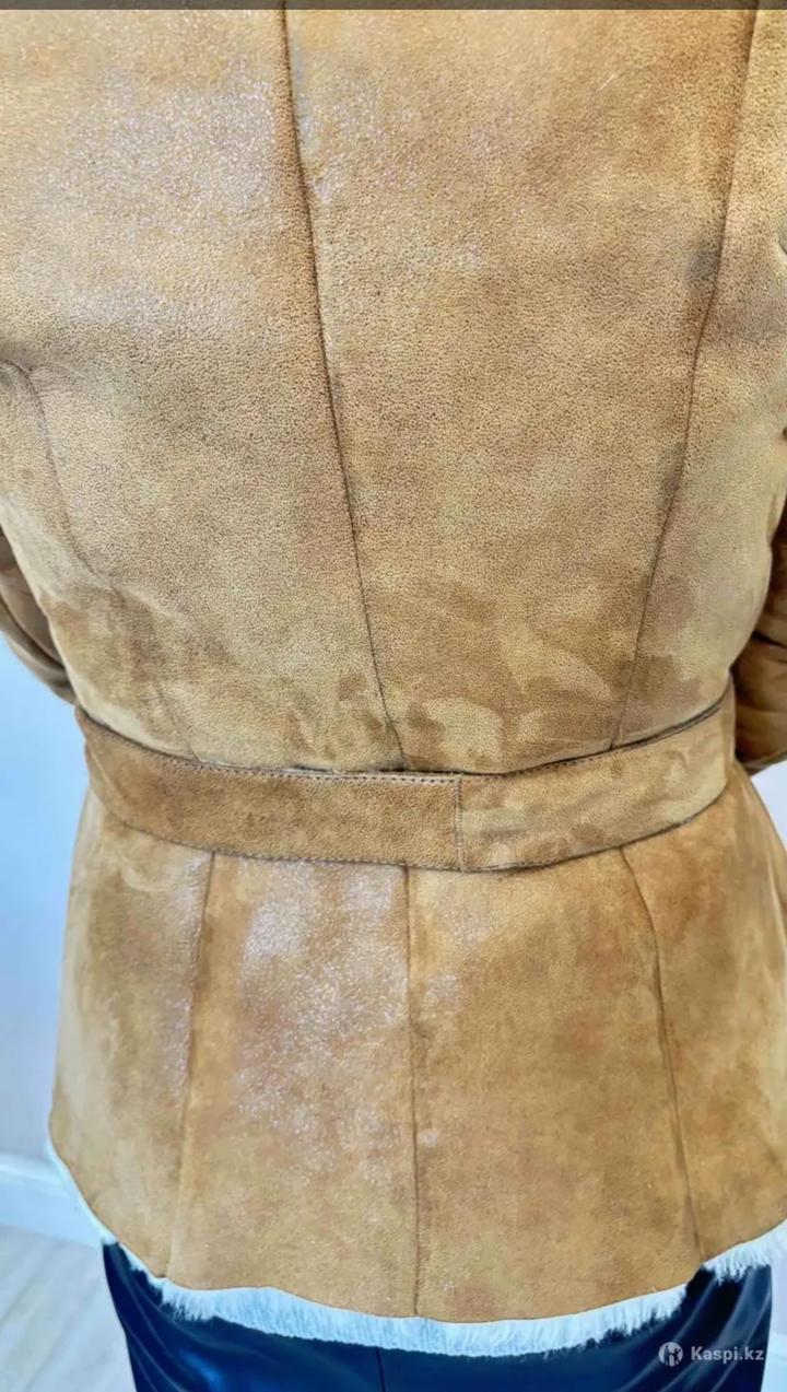 Женская дубленка рыжая