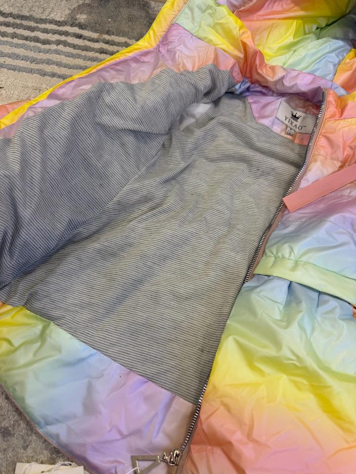 Ветровка на девочку