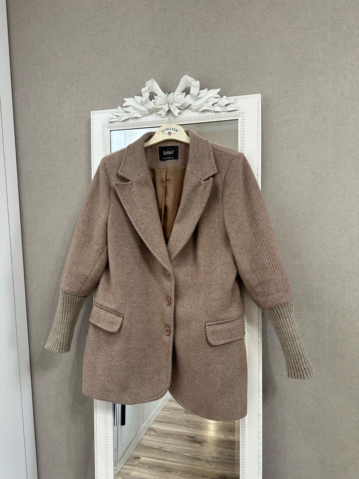 Пальто на весну