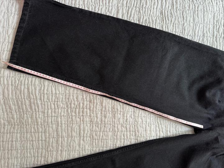 Черные джинсы Raey