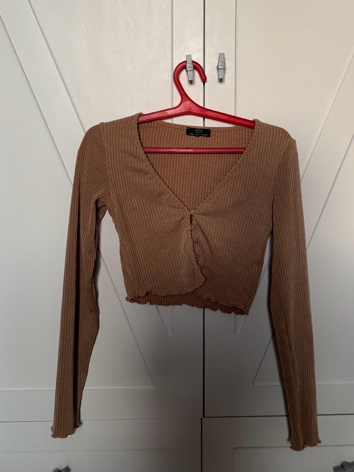 Топ Bershka