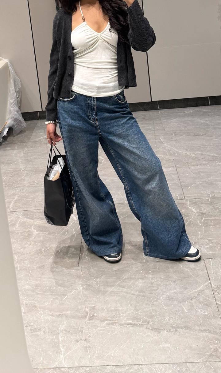 Бэгги джинсы в стиле 90-х