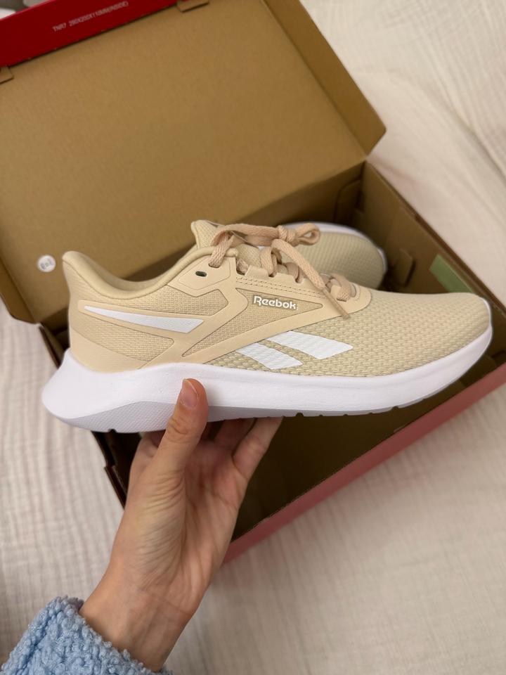 Женские кроссовки Reebok