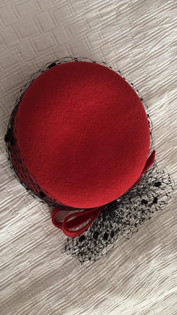 Шляпка итальянская