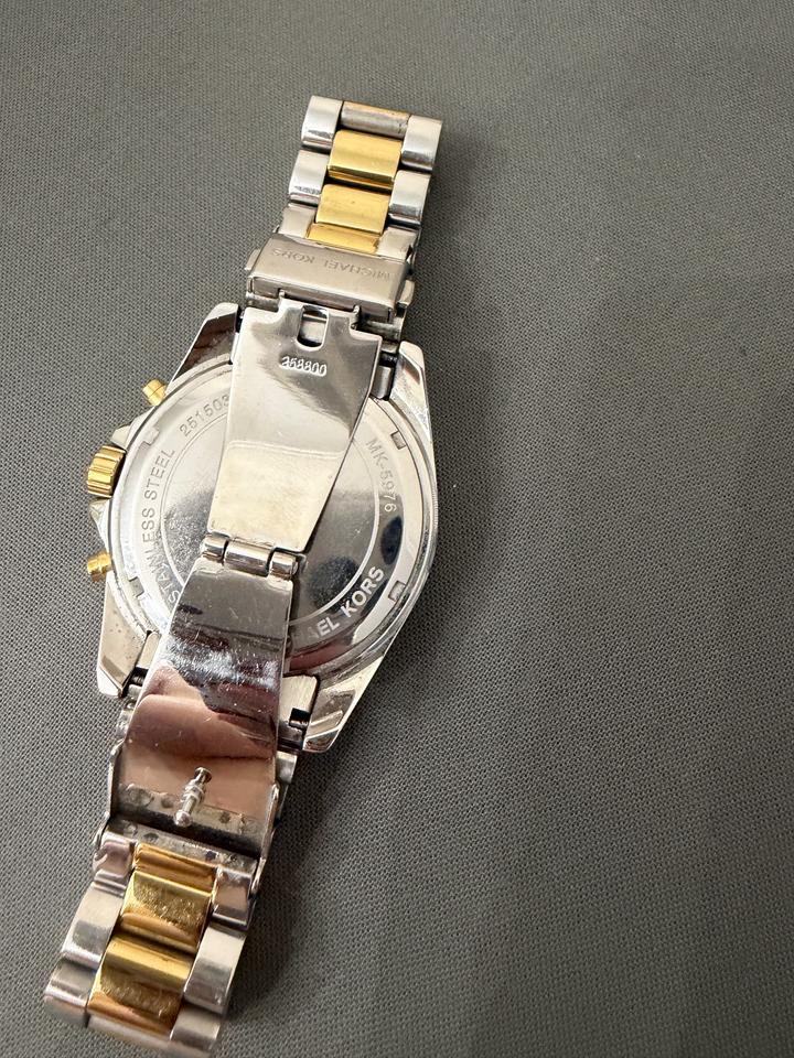 Часы Michael Kors