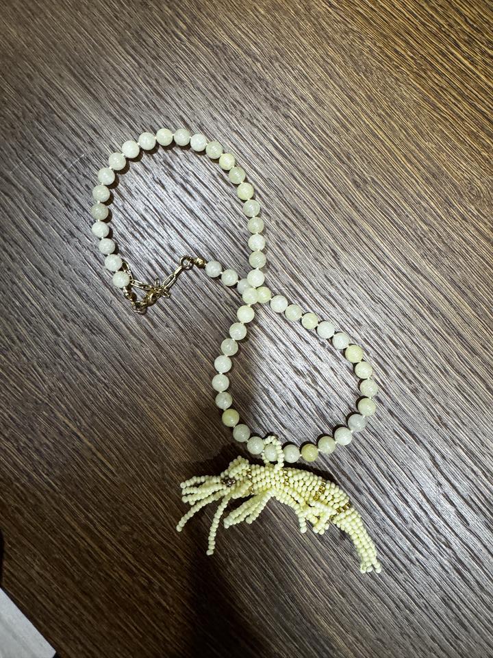 Колье с креветкой