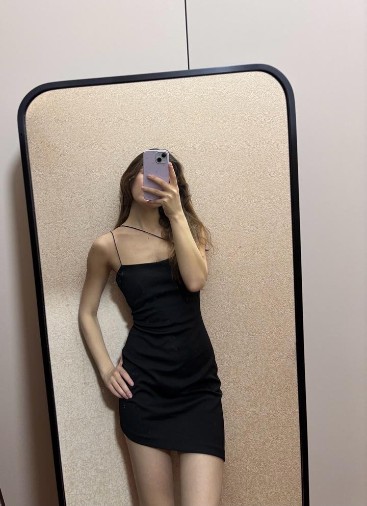 Платье черное Lichi