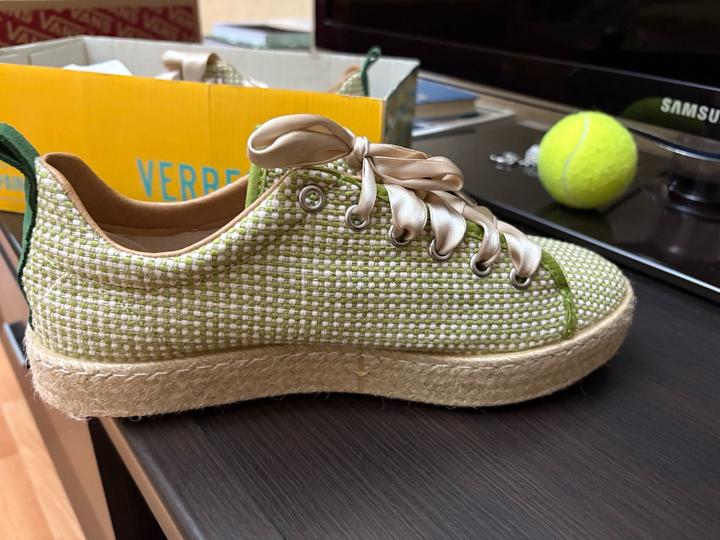 Кроссовки кеды Испания