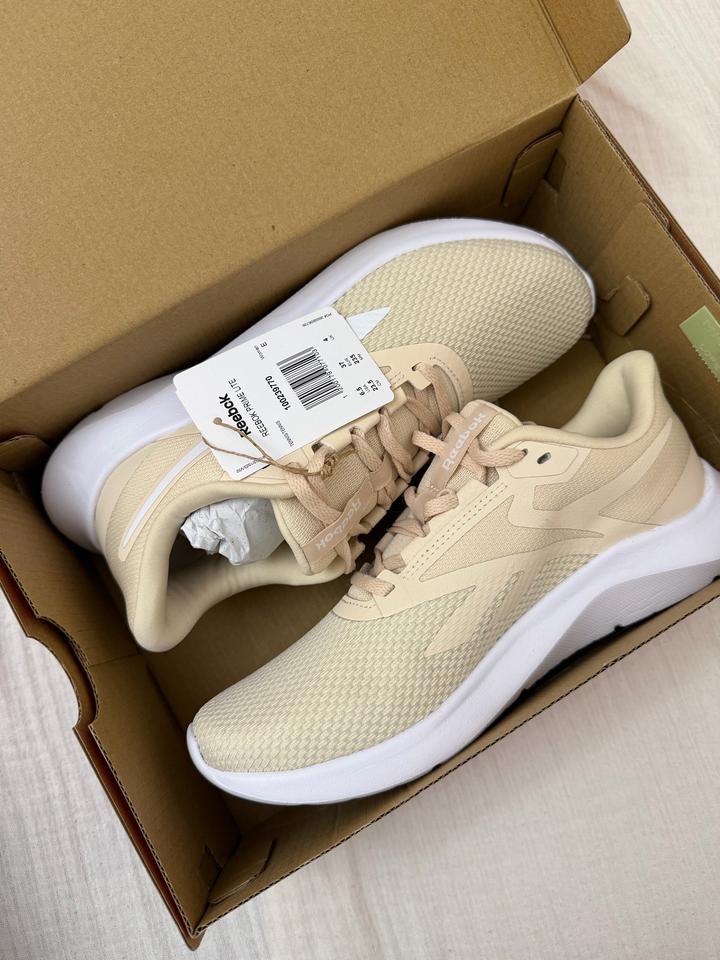 Женские кроссовки Reebok