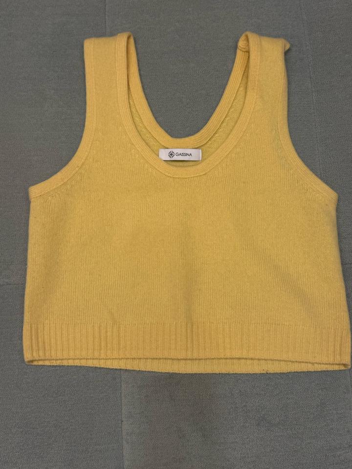 Желетка вязанная