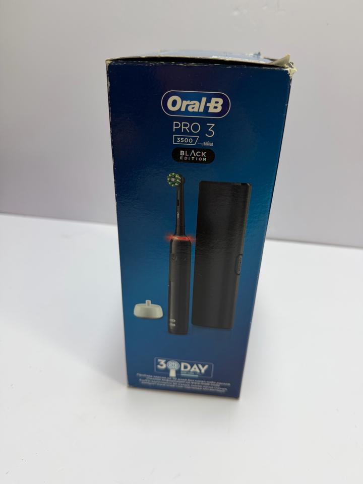 Электрическая зубная щётка Oral‑B Pro 3 3500 Black, новая