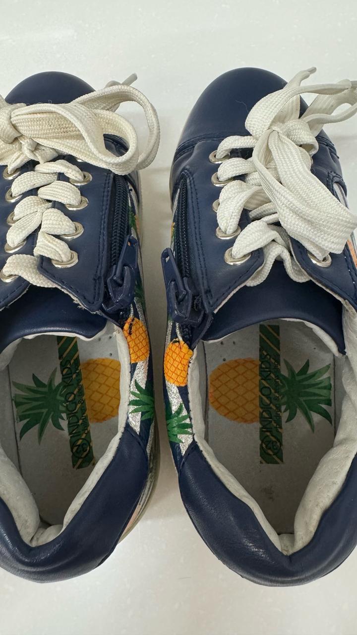 Кроссовки Indigo