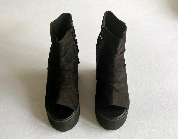 Новые ботильоны 37 р на платформе 12 см туфли ботинки черные с открытым носком